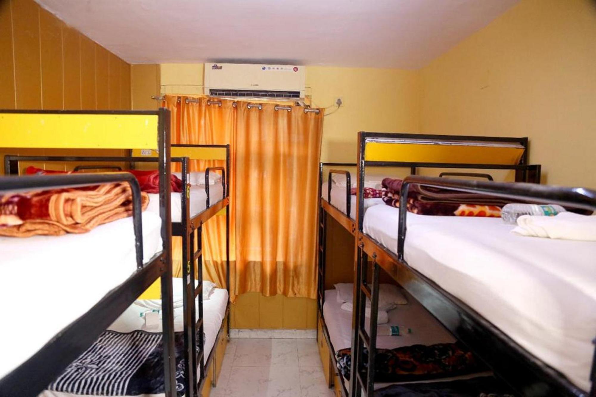 Bunk Hostel Delhi Best Backpacking Accommodation New Delhi Exterior photo