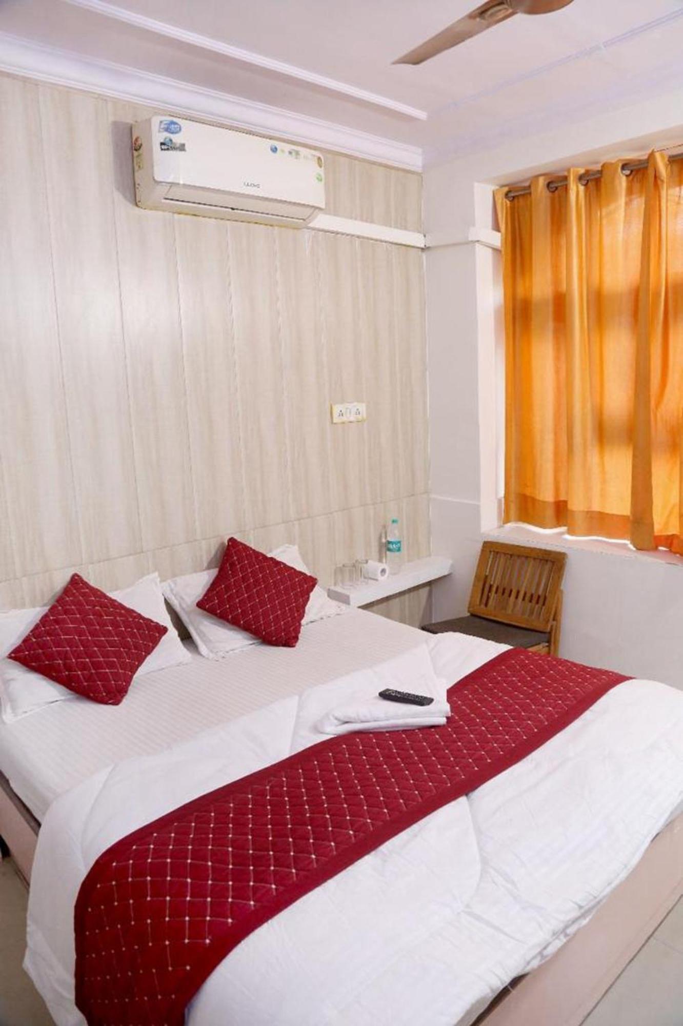 Bunk Hostel Delhi Best Backpacking Accommodation New Delhi Exterior photo
