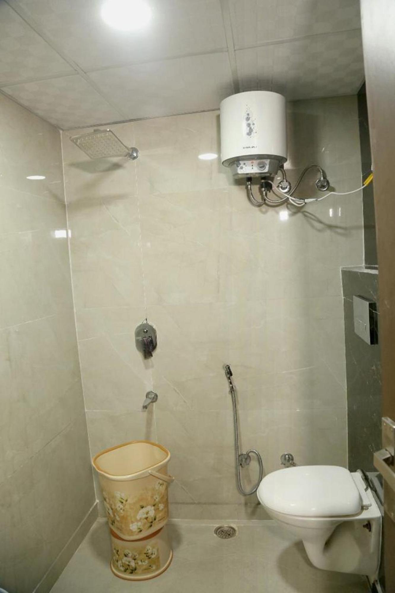 Bunk Hostel Delhi Best Backpacking Accommodation New Delhi Exterior photo