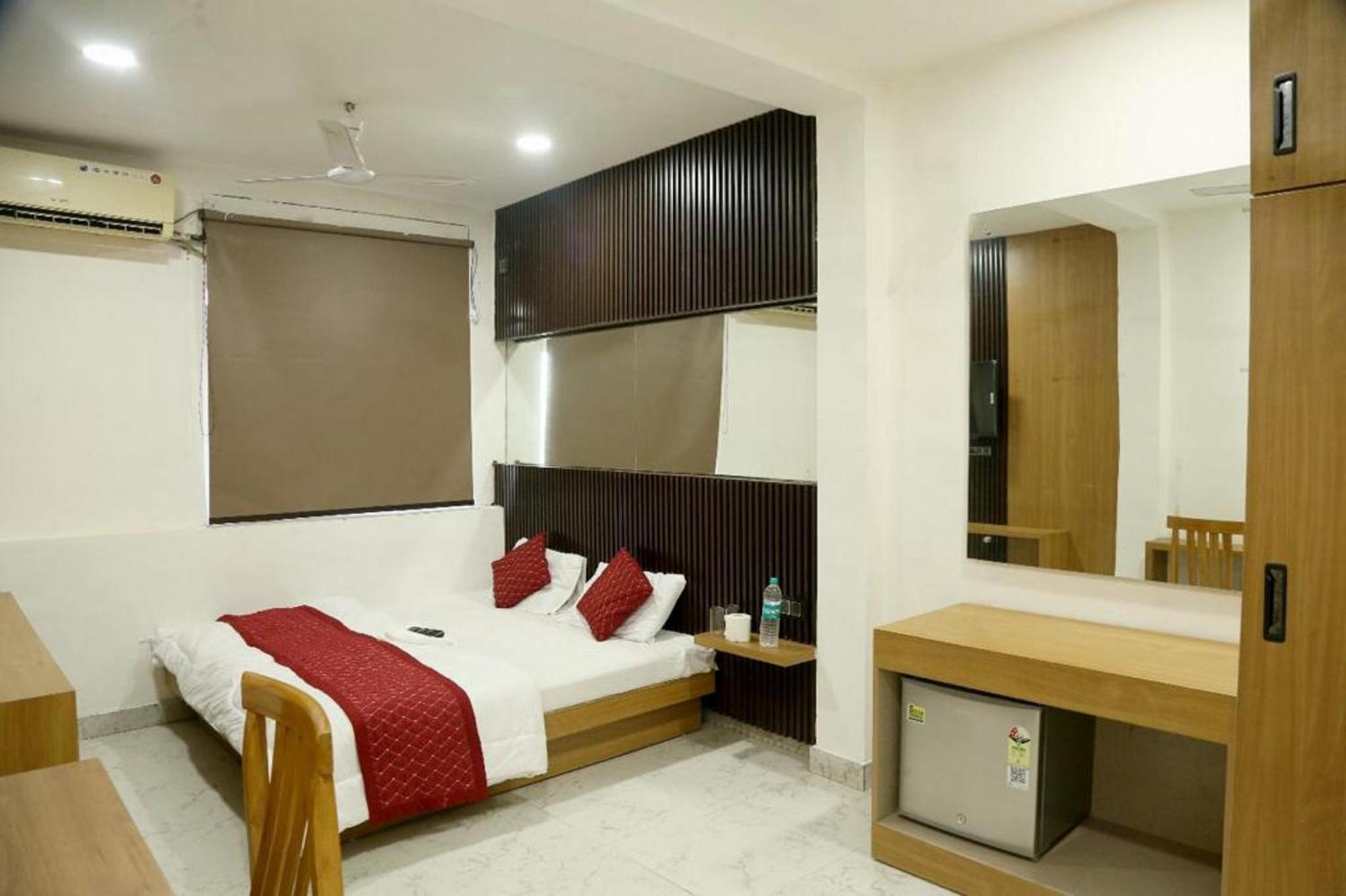 Bunk Hostel Delhi Best Backpacking Accommodation New Delhi Exterior photo