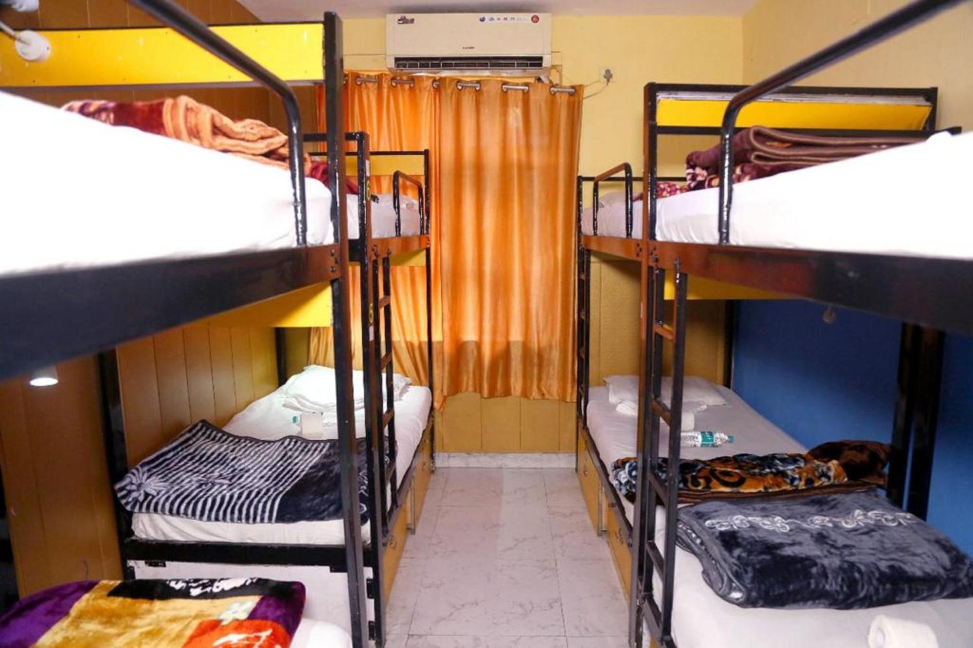 Bunk Hostel Delhi Best Backpacking Accommodation New Delhi Exterior photo